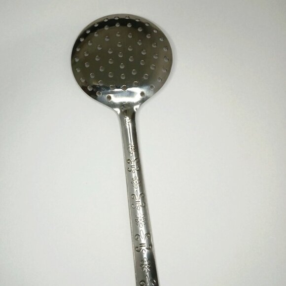 Stainless Steel Cooking Skimmer Medium Size Floral Design on Handle - Picture 5 of 6